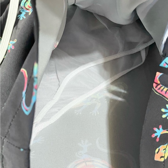 Chubbies The Blizzard O'Lizards 5.5"Classic Swim Trunk NWT - Picture 10 of 15